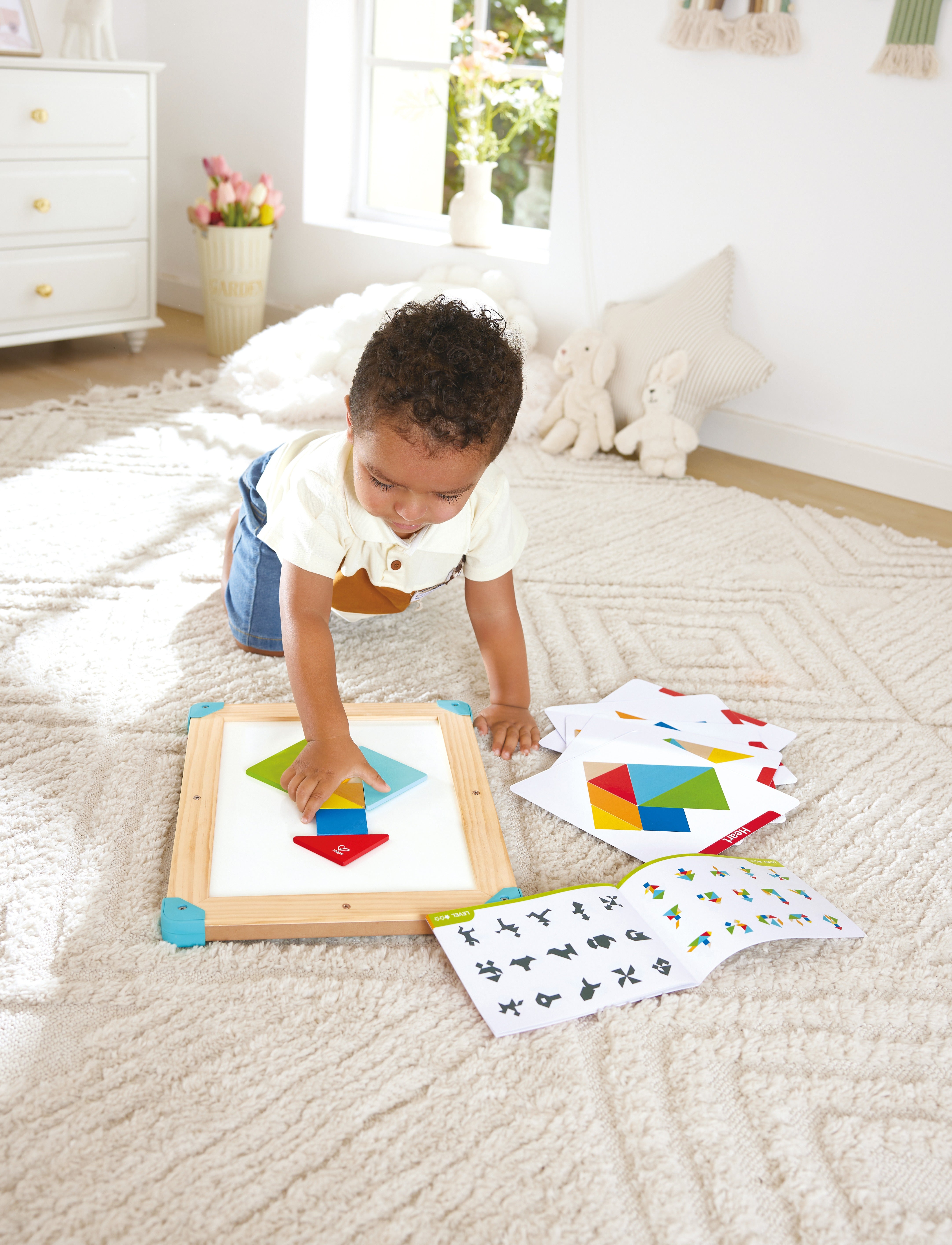 2 IN 1 SPACE MAZE & TANGRAM BOARD